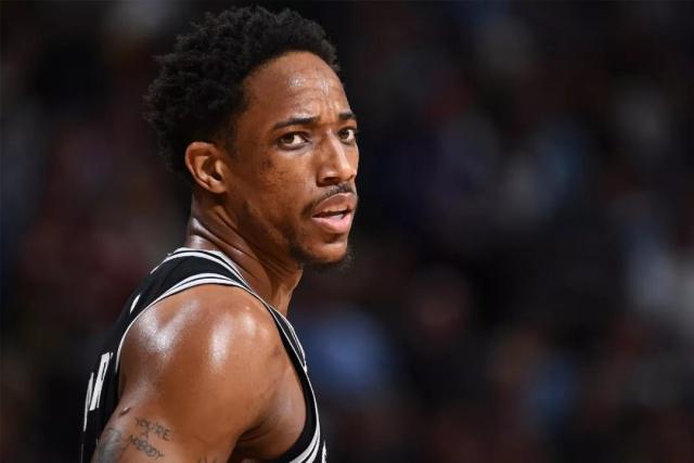 英超-B费点射迪亚洛绝杀 曼联2-1逆转曼城